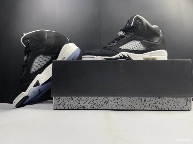 CT4838-011 OREO AIR 5 JORDAN 1019